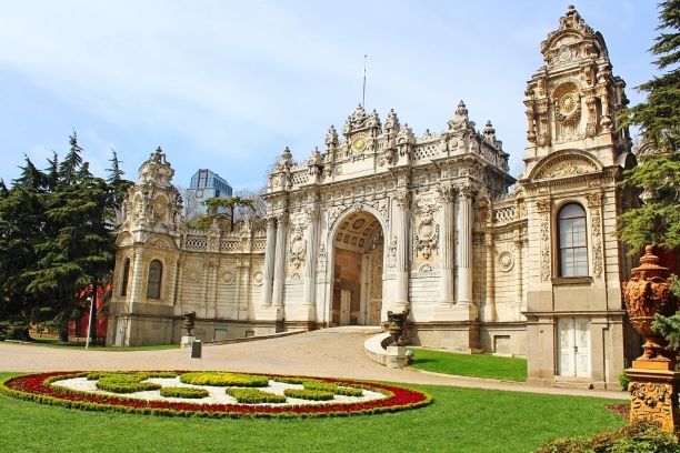 dolmabahce palace